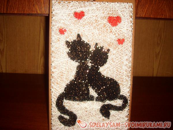 Картина из нитей и гвоздей