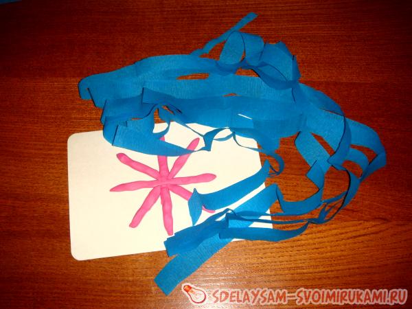 Снежинка из гофрированной бумаги