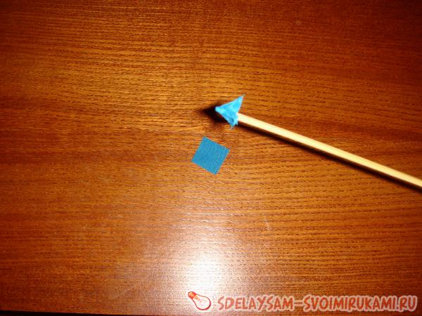 Снежинка из гофрированной бумаги