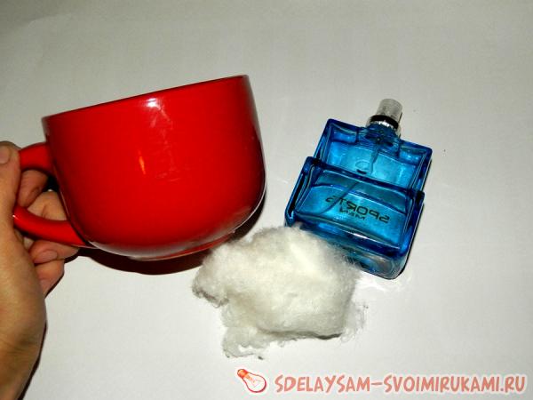 чашку обезжиривающим