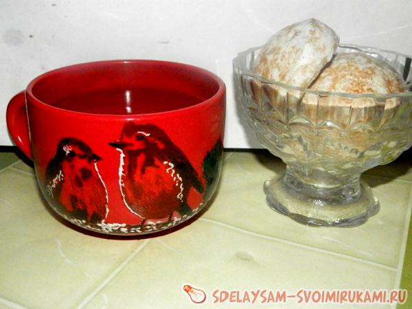 Декорируем чашку своими руками