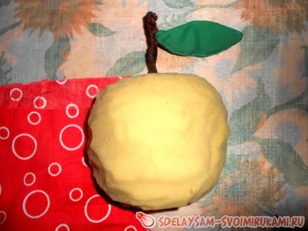 Обшиваем яблоко