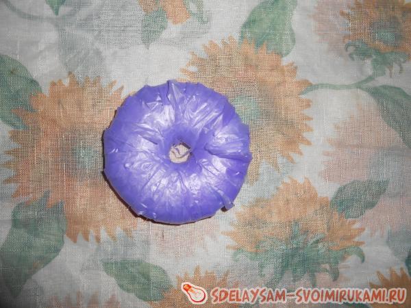 Игрушка из полиэтилена