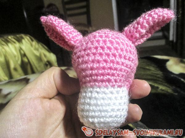 Пришиваем ушки