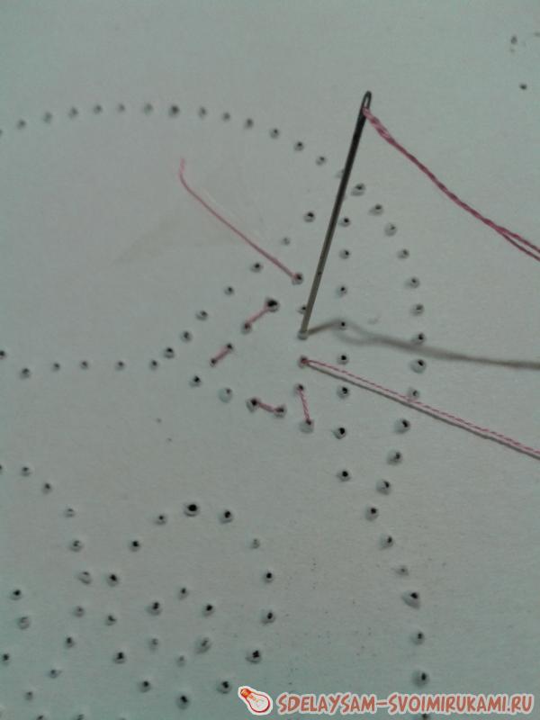 Валентинка в технике изонить