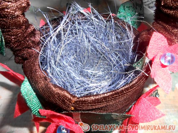 Пасхальная корзинка для яиц