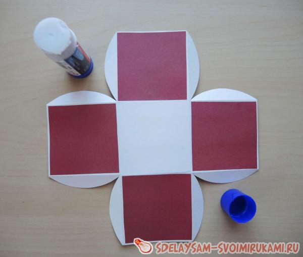 приклеиваем квадраты