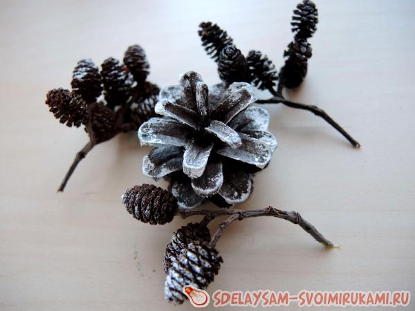 украсим шишки