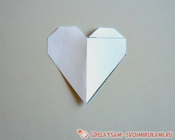 подарочная коробочка в виде сердца