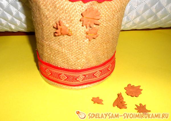 Декор цветочного горшка