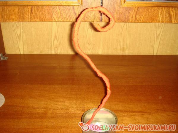 Обмотайте проволоку