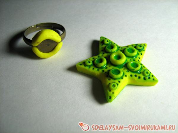 покройте их зеленой краской