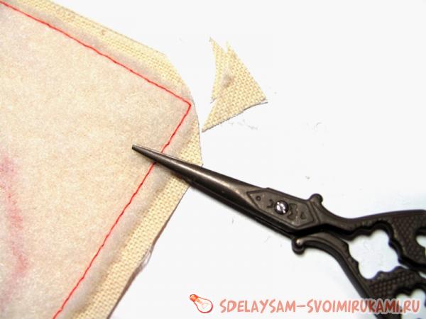 срежьте уголки