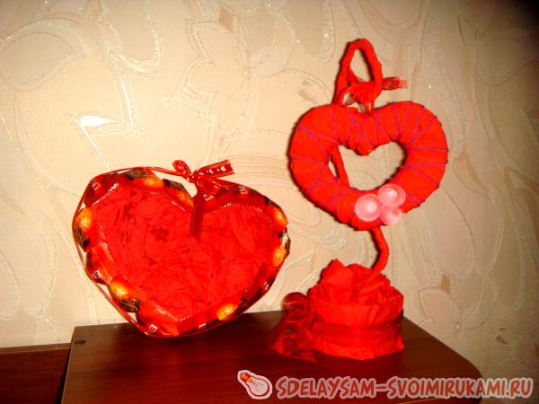 Сердце на подставке