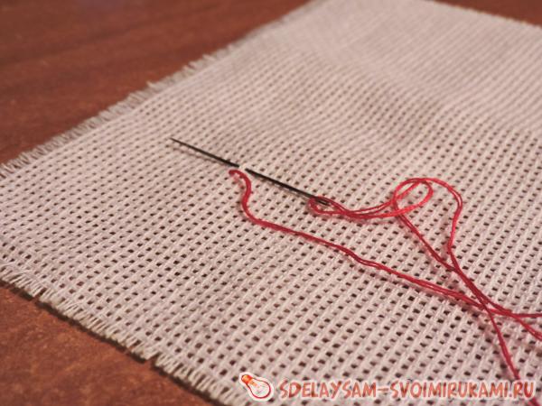 Сердце вышитое крестиком