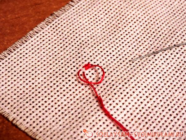 Сердце вышитое крестиком