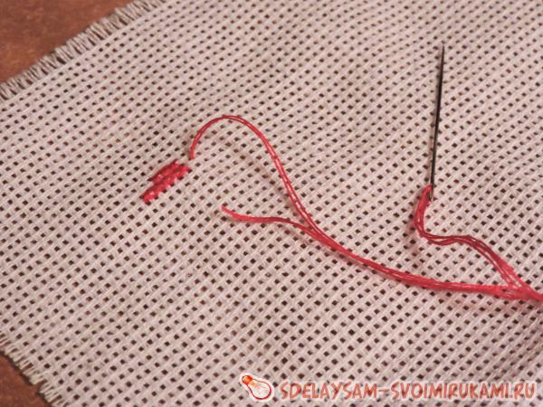 Сердце вышитое крестиком