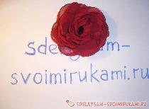 Цветок-брошь из шифона