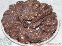 Шоколадная кондитерская колбаска