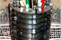 Подставка из CD дисков своими руками