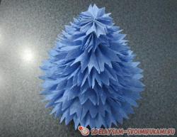 Елка из гофрированной бумаги