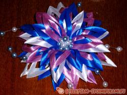 Заколка-бант