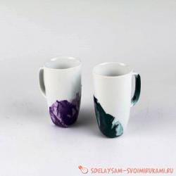 Как самостоятельно раскрасить чашку "под мрамор"