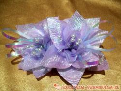 Заколка-зажим для волос из органзы «Первоцветы»