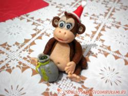 Денежная обезьянка из сахарной мастики