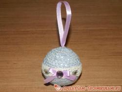 Елочная игрушка «Вязаный шар»