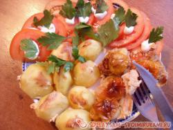 Необычное запеченное мясо с картофельным гарниром