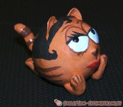 Смешарик «Тигриция»