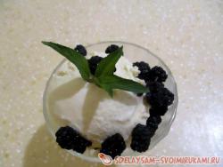 Мороженое на основе трех компонентов без сахара и специального оборудования