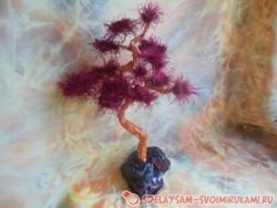 Восточное дерево из проволоки и пряжи «Бонсай»