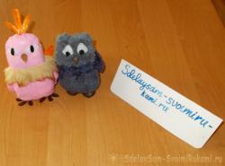 Игрушечные попугай и совёнок