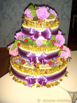 Торт из конфет