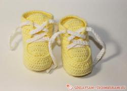 Вязание детских пинеток крючком