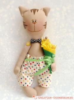 Забавный кот из ткани