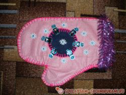 Рукавички Деда Мороза