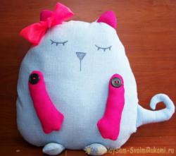 Как сшить подушку-сплюшку своими руками