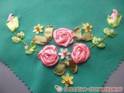 Салфетка c вышитыми розами