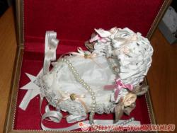 Детская коляска из газетных трубочек