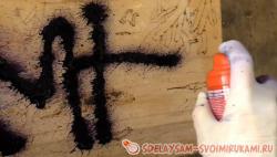 Баллончик с краской из дезодоранта