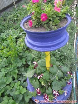 Двухъярусная клумба