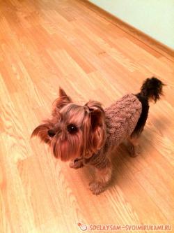 Свитер крючком для маленьких модников