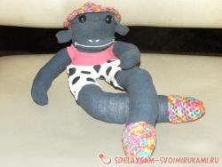 Обезьянка из детских колготок