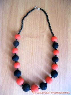 Валяние бусины из шерсти