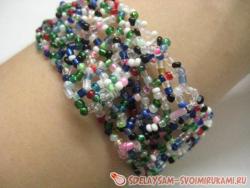 Браслет из бисера под любой наряд