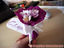 Миниатюрный и восхитительный букет цветов из бумаги