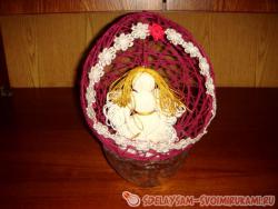 Ангелок в шаре из нитей